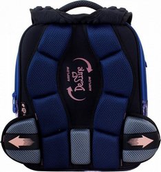 Шкільний рюкзак зі спинкою і внутрішніми відділеннями