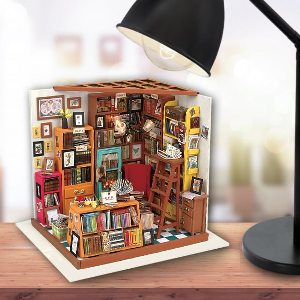 Мини-интерьерная модель Библиотека